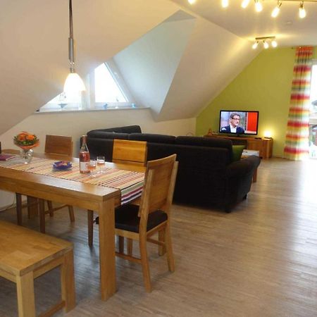 Ferienwohnung Regenbogenhaus Hasselberg  Екстер'єр фото