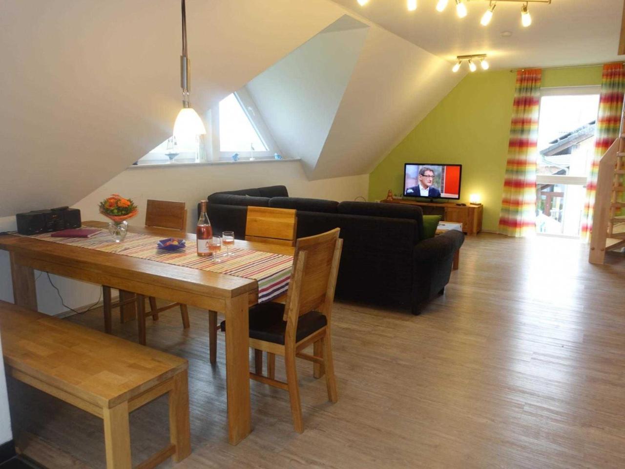 Ferienwohnung Regenbogenhaus Hasselberg  Екстер'єр фото