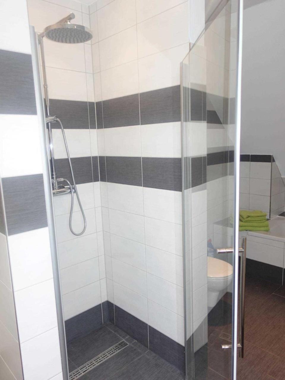 Ferienwohnung Regenbogenhaus Hasselberg  Екстер'єр фото