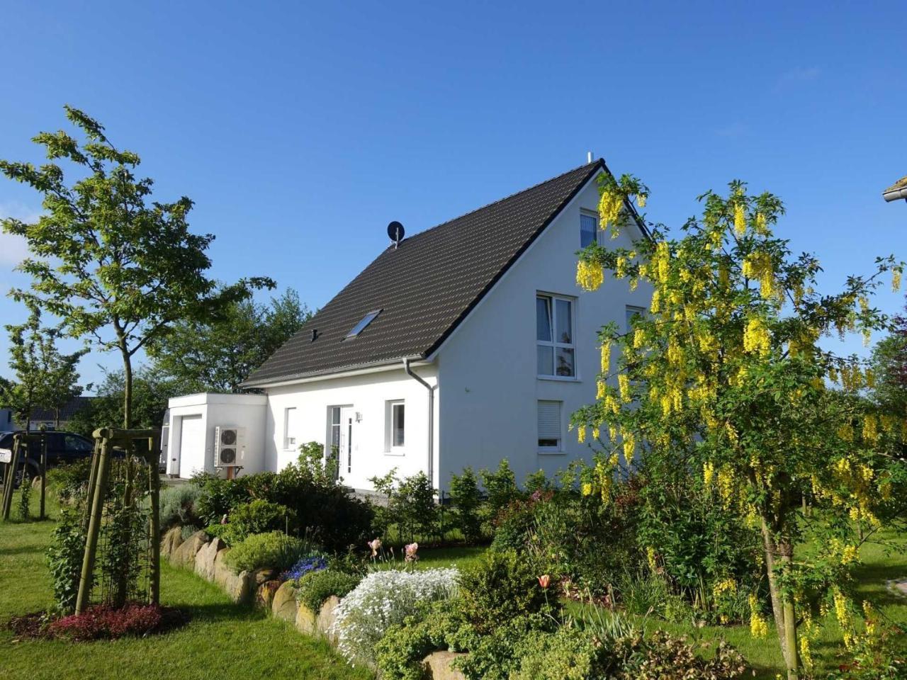 Ferienwohnung Regenbogenhaus Hasselberg  Екстер'єр фото