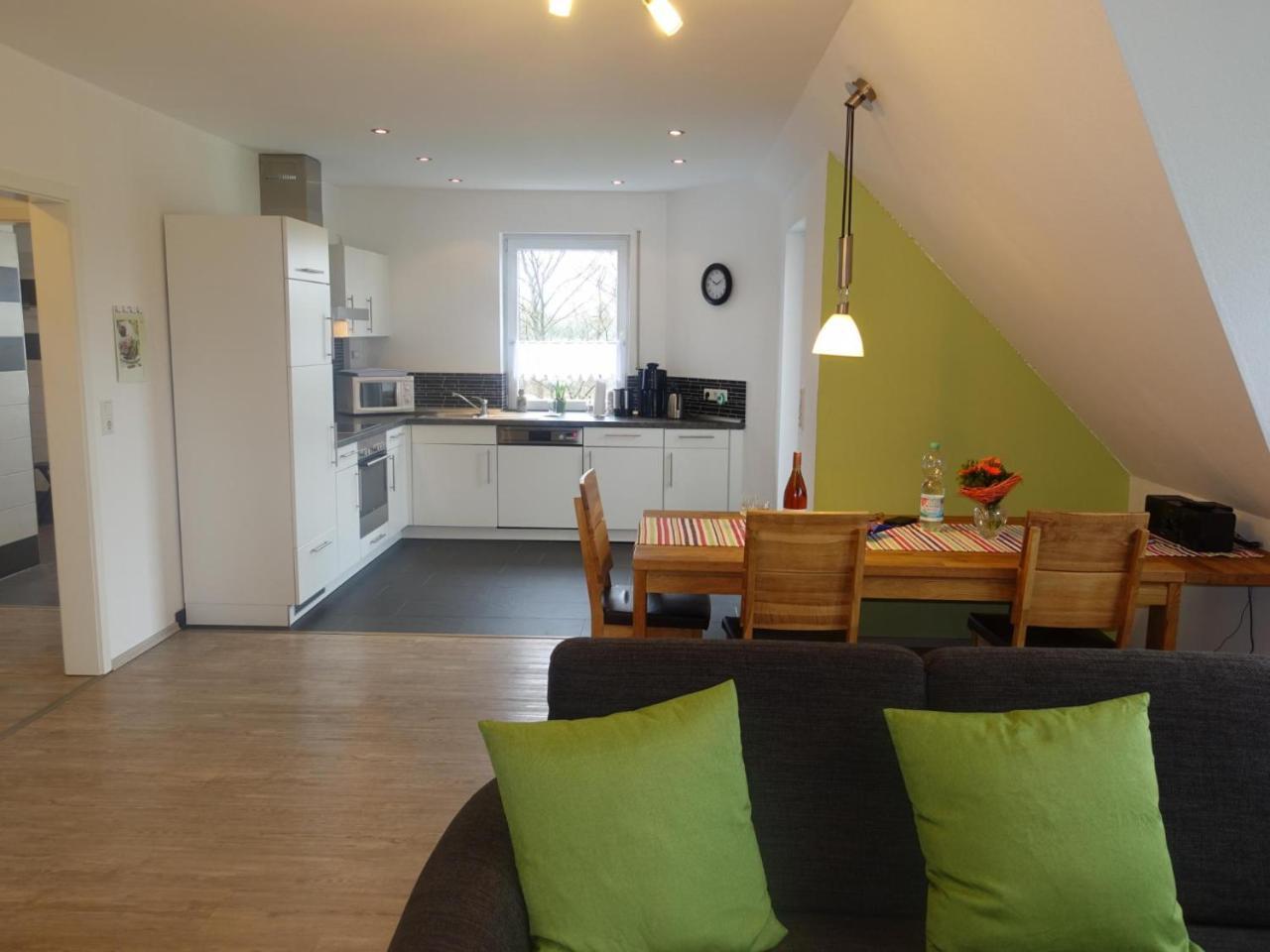 Ferienwohnung Regenbogenhaus Hasselberg  Екстер'єр фото